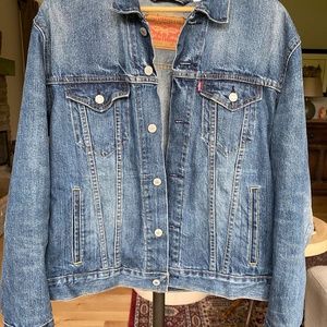 Levis jean jacket
